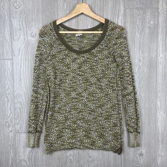 WE THE FREE People Olive Camo Crewneck Pullover Sweater Top Womens Sz Medium - Picture 1 of 2